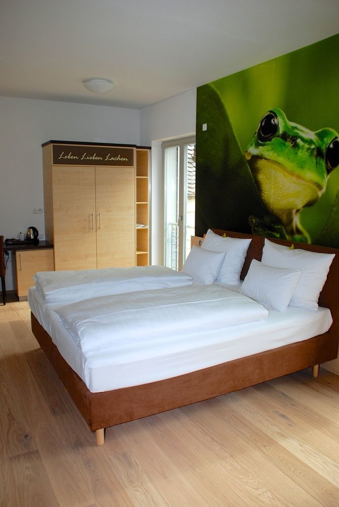 Hezelhof'S Radl-Hotel Wassertrüdingen Dış mekan fotoğraf